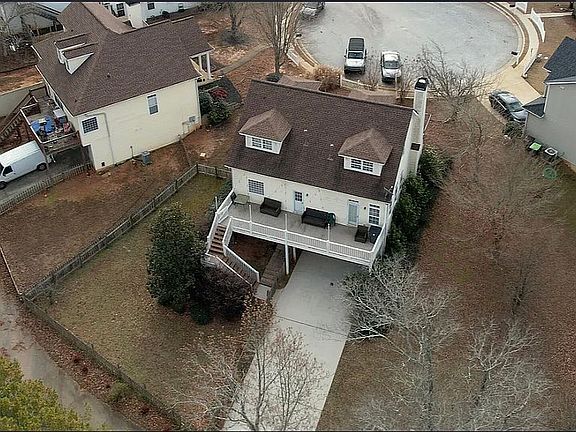 2nd image of 2683 Mariner Way