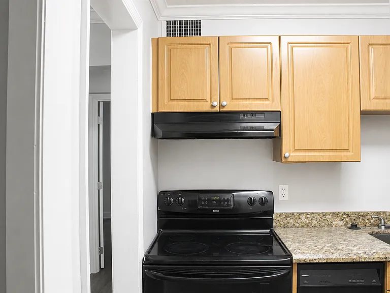 5500 N Flagler Dr — Photo 6
