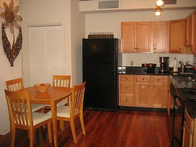 11 W 2nd St #227 — Photo 4