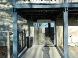 301 Edgemont Rd, Stroudsburg, PA 18360