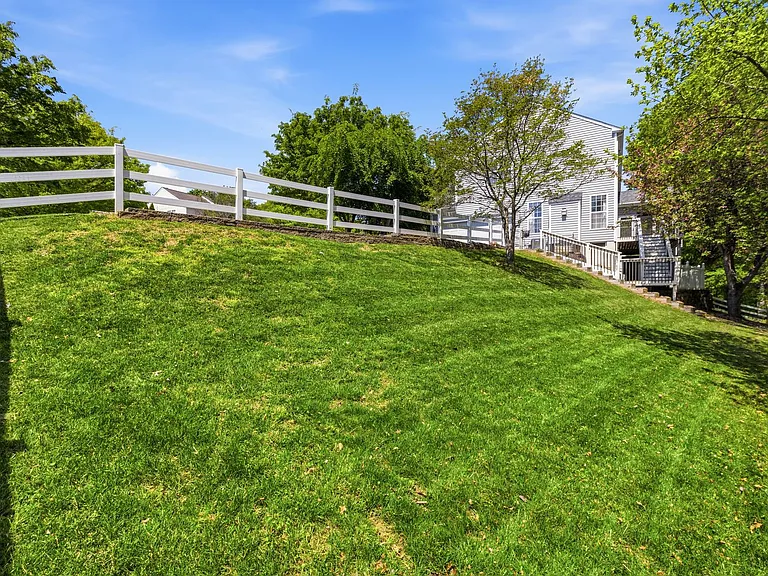 307 Winterthur Ln — Photo 59