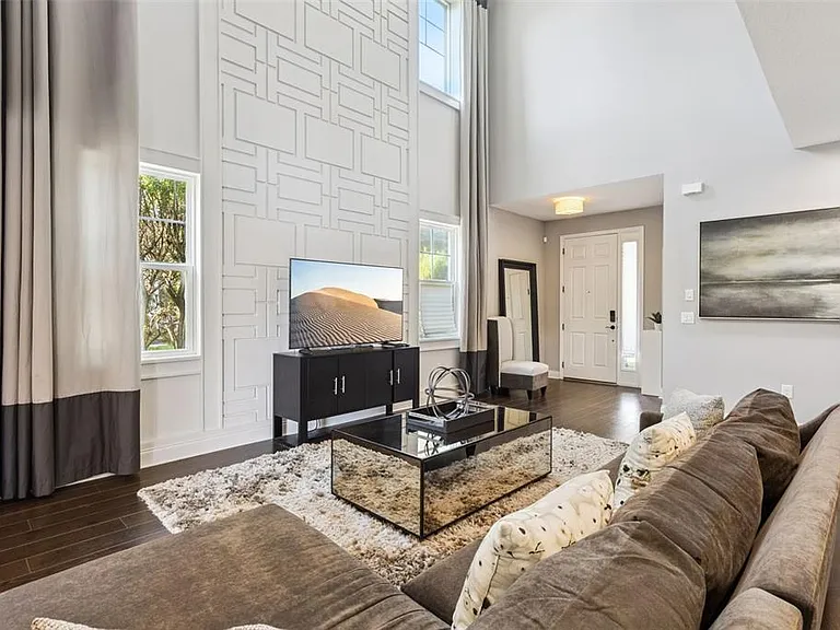 7055 Scarlet Ibis Ln — Photo 10