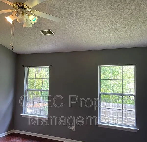 204 Two Pond Loop — Photo 12