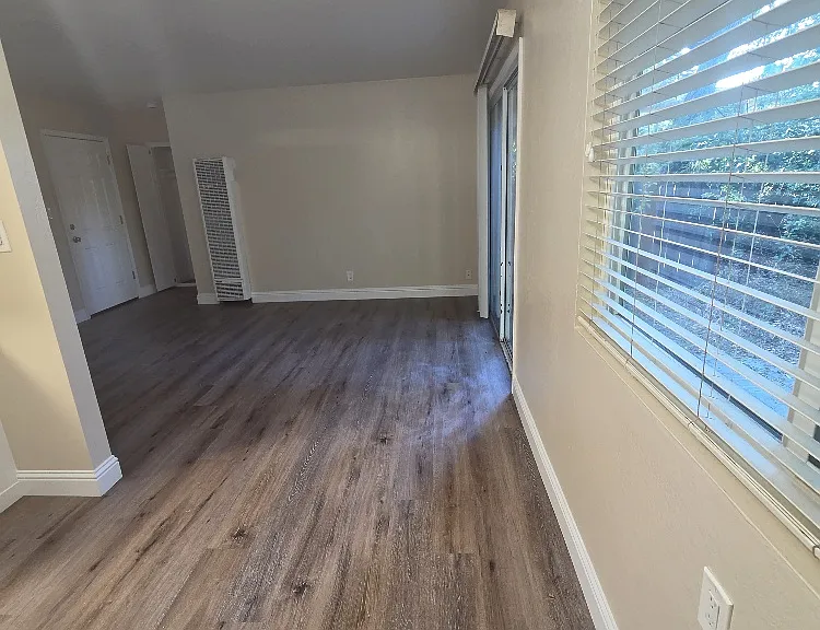 550 California St #1 — Photo 9