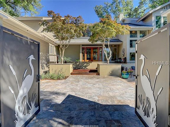 2nd image of 17 Oak Ct