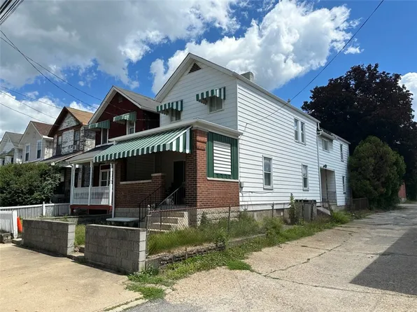 210 Munson Ave, Mc Kees Rocks, PA 15136