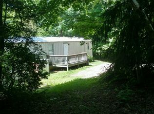 35 Corvis Ln, Flat Rock, NC 28731