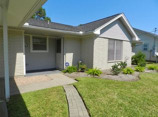 2412 Corbett St, La Marque, TX 77568