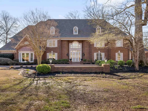 3226 Oak Manor Dr, Germantown, TN 38138