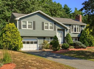 35 Blanchard Rd, Wilmington, MA 01887