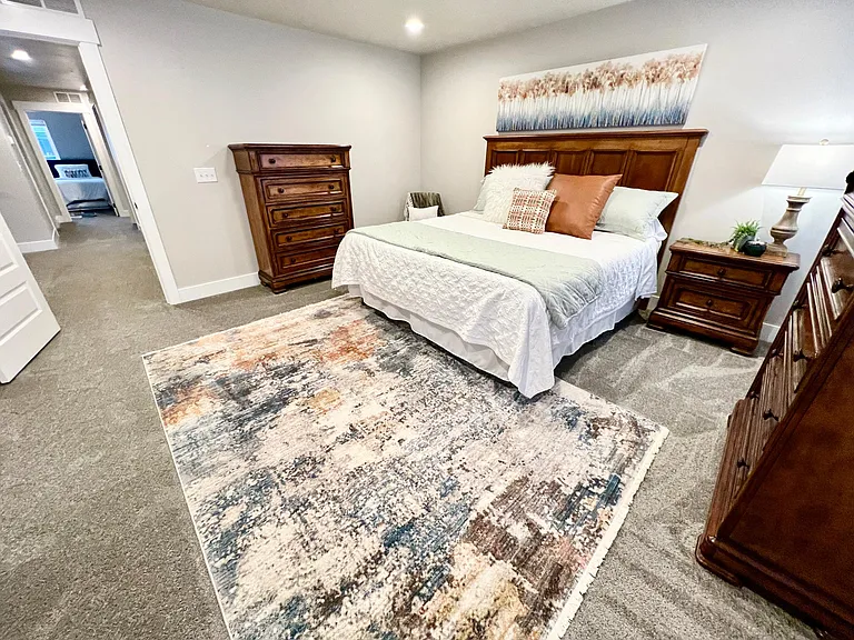 Huge master suite with King size memory foam bed & cable tv.