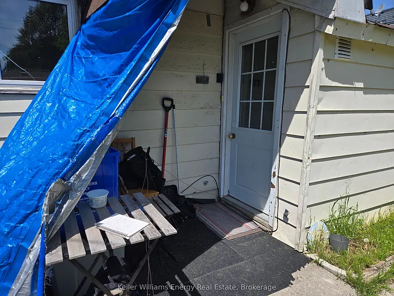 169 Mary St N #3 — Photo 6
