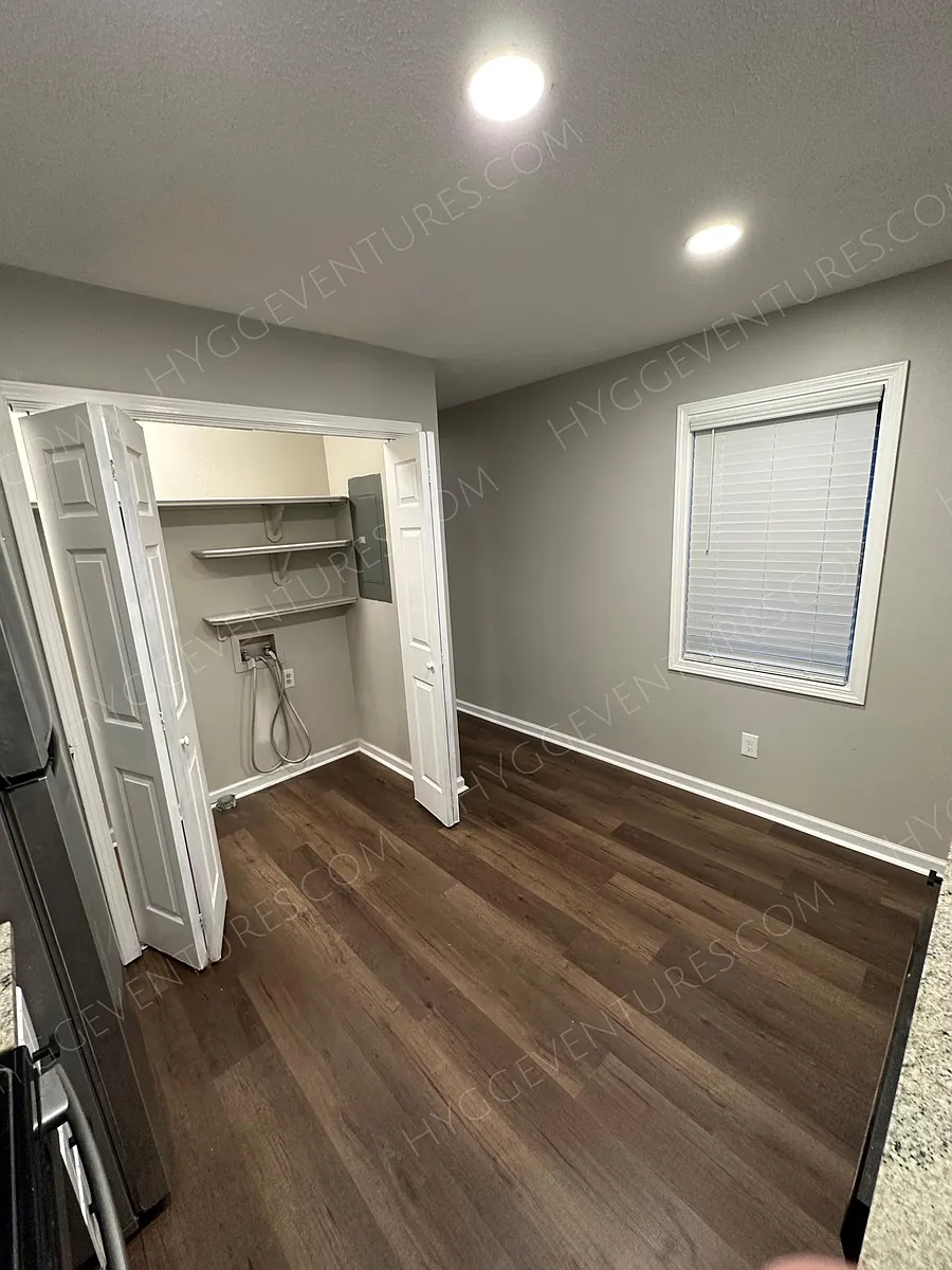 Building Photo - 1209 Old Magnolia Way #A