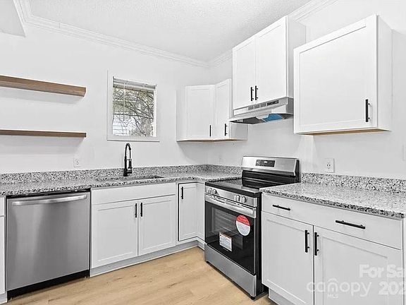 Whole Kitchen
