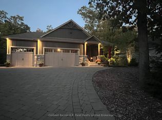 10151 Pinery Bluffs Rd, Lambton Shores, ON N0M1T0