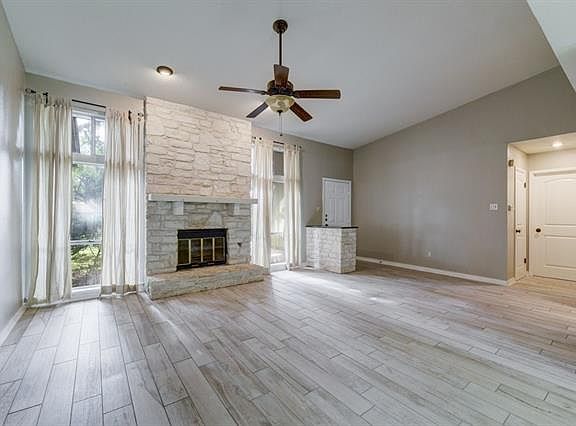 4th image of 12602 Beaconsdale Cir