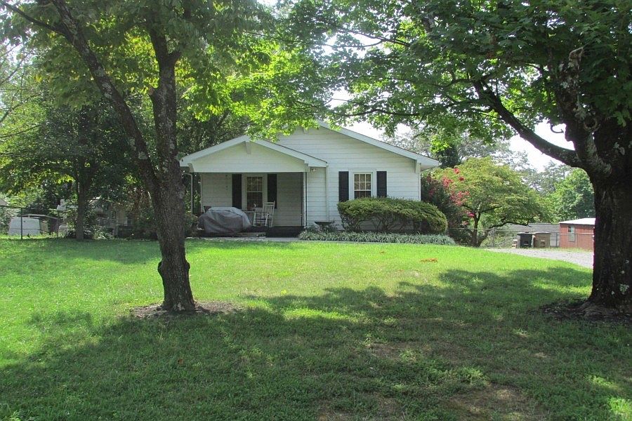 1st image of 3306 Gillenwater Dr