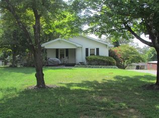 3306 Gillenwater Dr, Knoxville, TN 37917