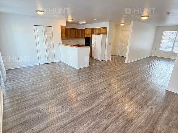 4th image of 20B Scott Cir