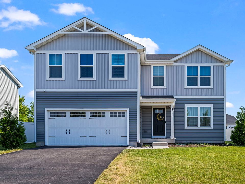 1st image of 511 Larkspur Ln