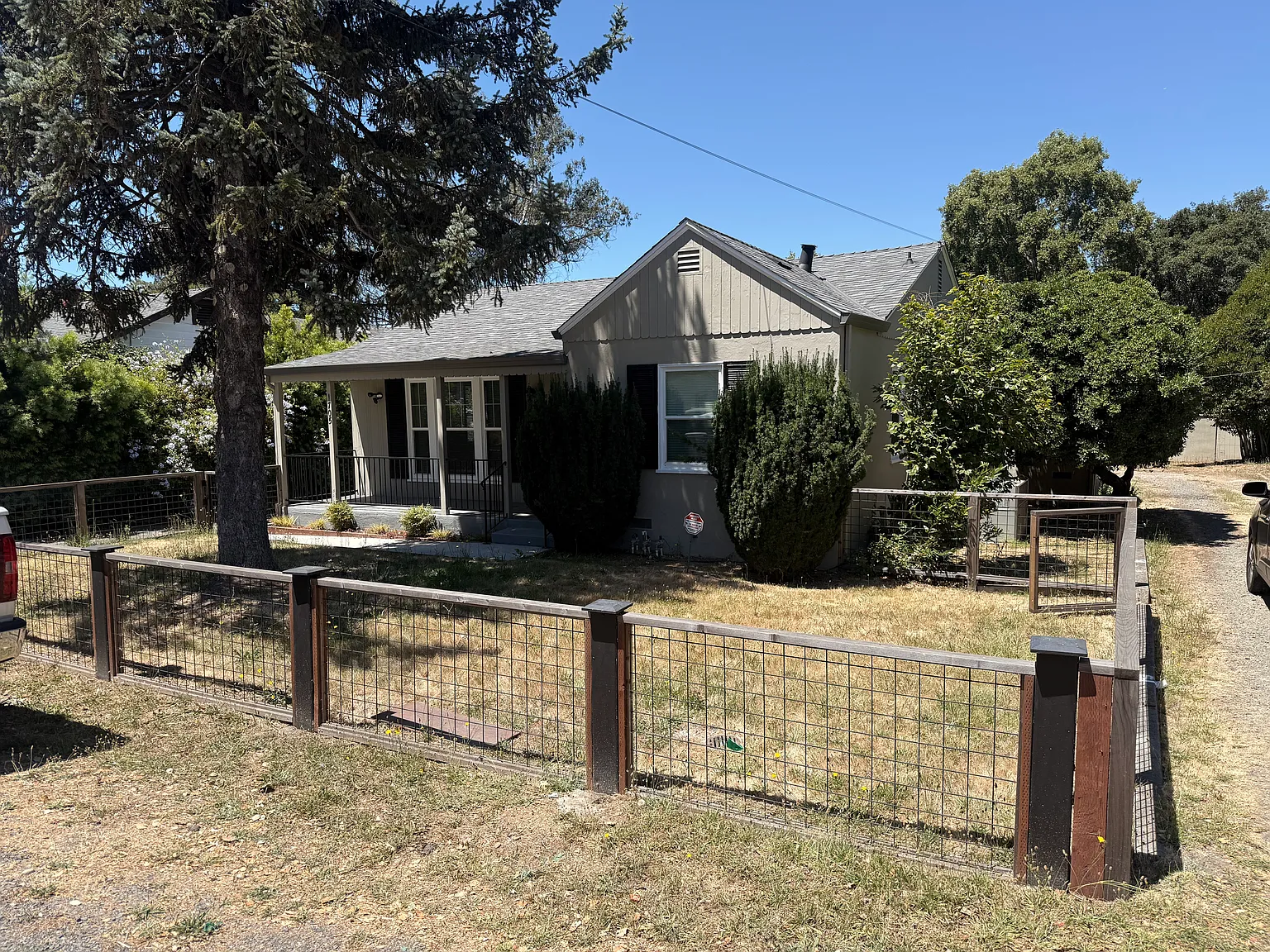 2 bed, 1200 sqft, $3,450 — Photo 1