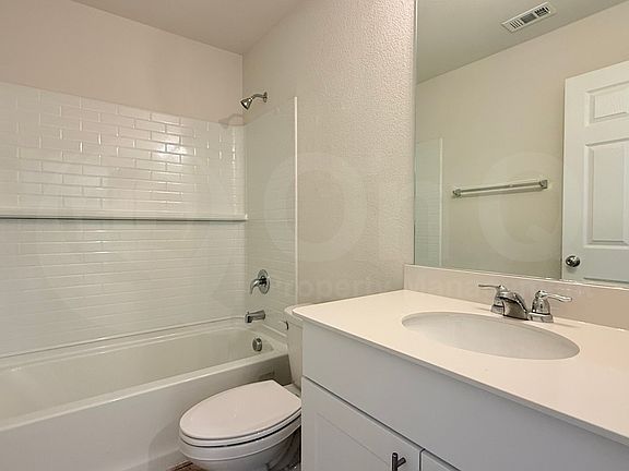 4th image of 1315 Binfield Dr