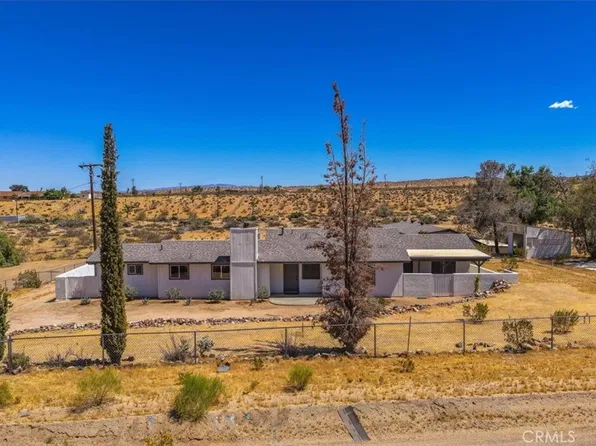 713 Delgada Ave, Yucca Valley, CA 92284