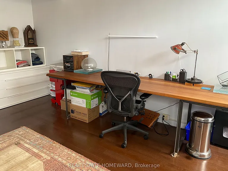 302 Rhodes Ave — Photo 19