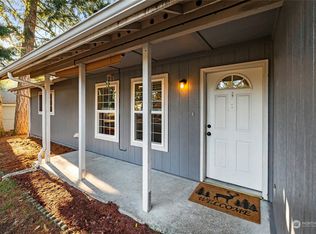 20 NE Allen Ct, Belfair, WA 98528