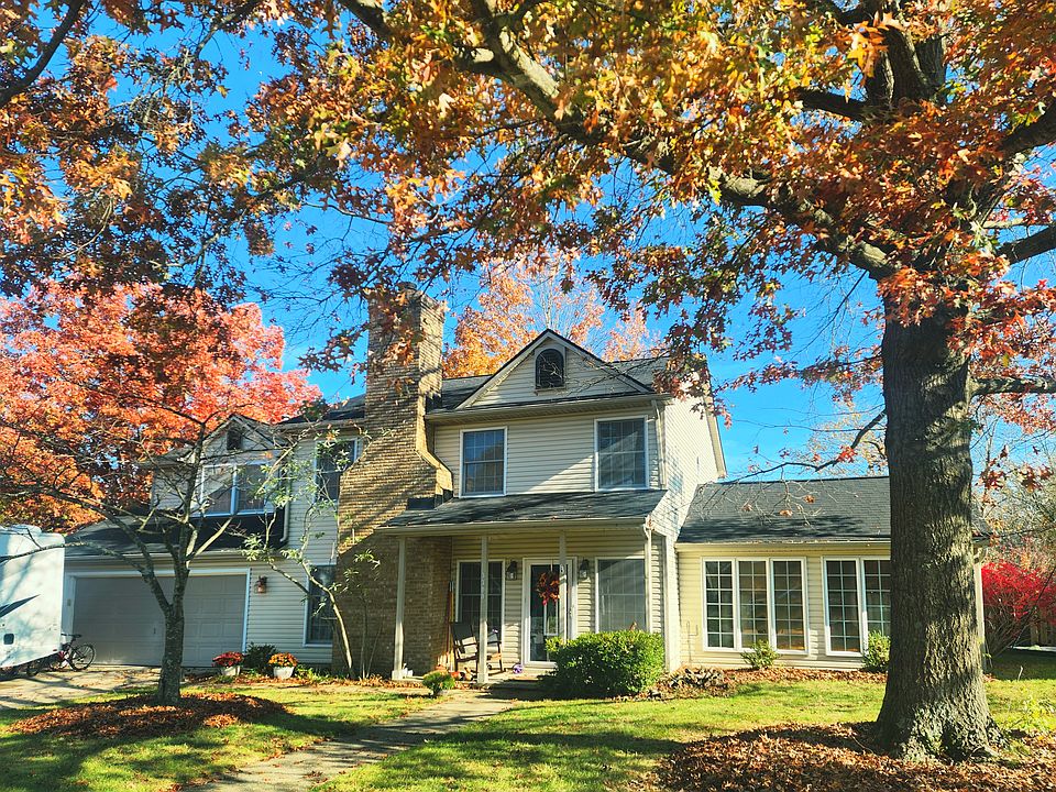 1st image of 3300 Squire Oak Dr