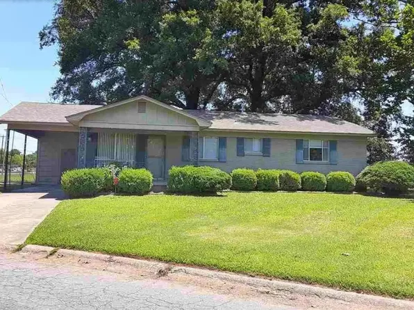 5201 N Woodland Dr, North Little Rock, AR 72117