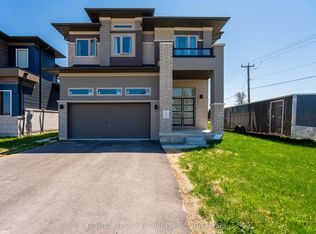 3700 Quayside Dr, Severn, ON L3V 8M9