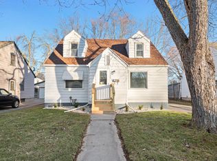 1137 12th Ave, Green Bay, WI 54304