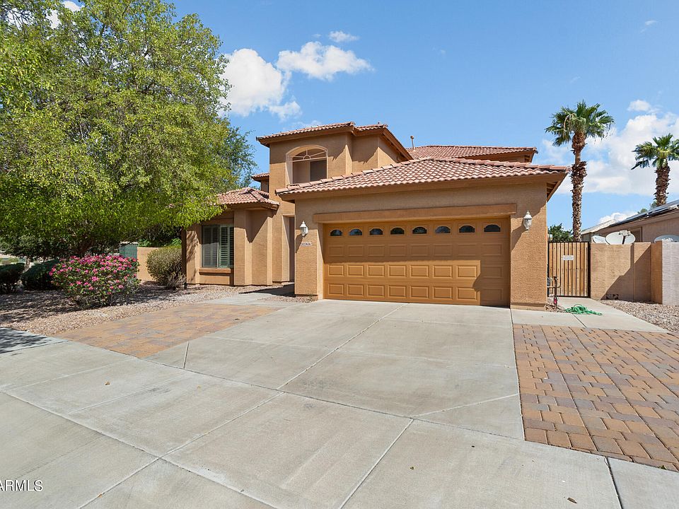 1st image of 13636 W MAUNA LOA Lane