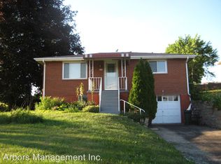 1401 Marion Dr, Finleyville, PA 15332