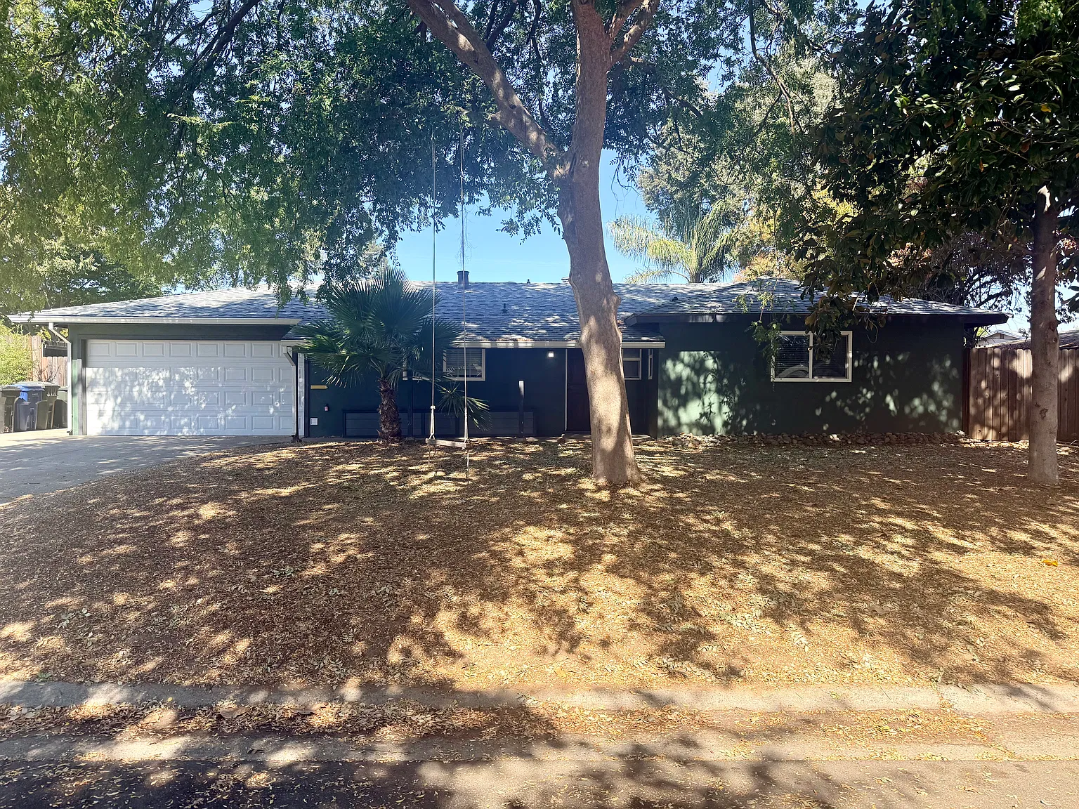 3 bed, 2.5 bath, 1467 sqft, $2,595 — Photo 1