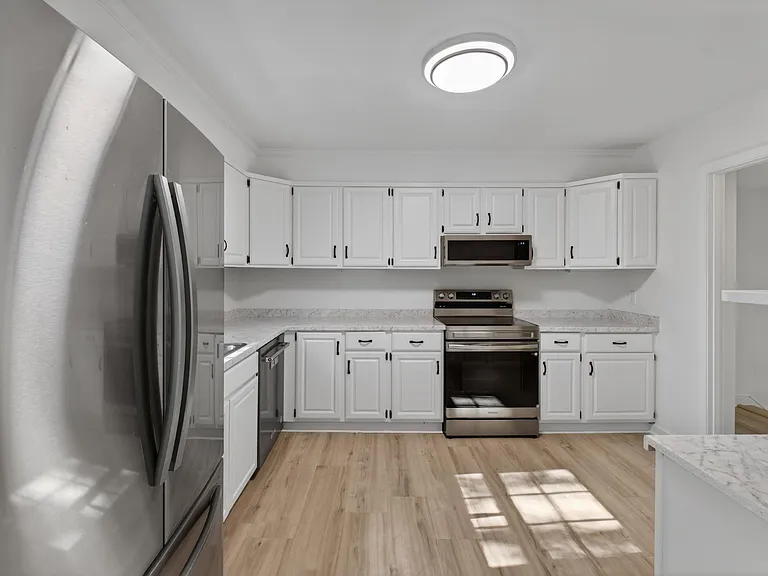 7 Georgetown Grn — Photo 27