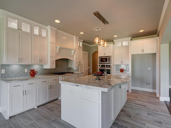 5th image of 18840 S Hickory Pl