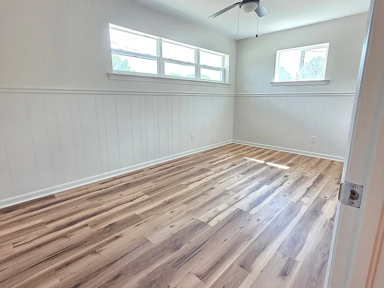 1414 Hazel St — Photo 12