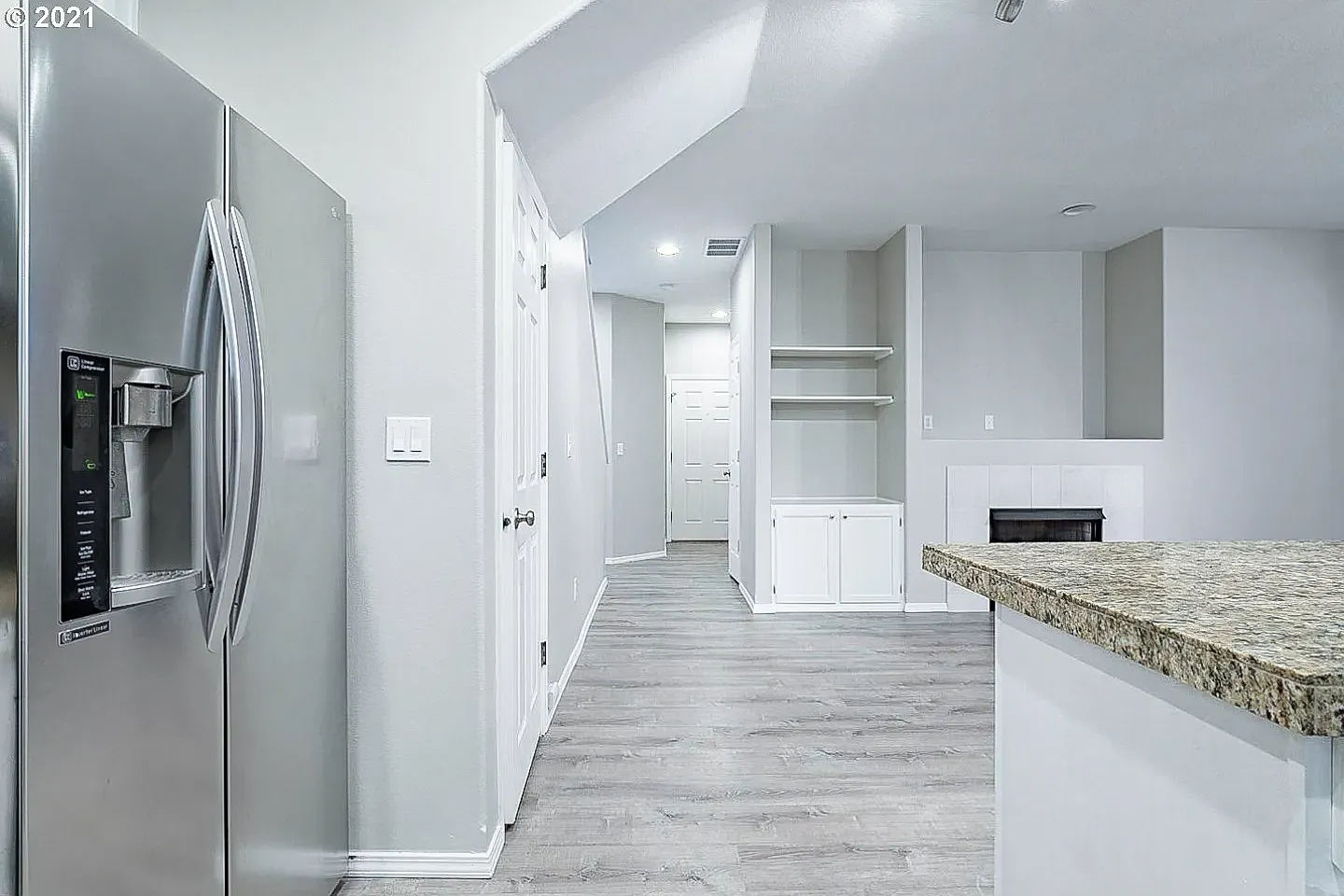 3 bed, 2.5 bath, 1526 sqft, $2,800 — Photo 4