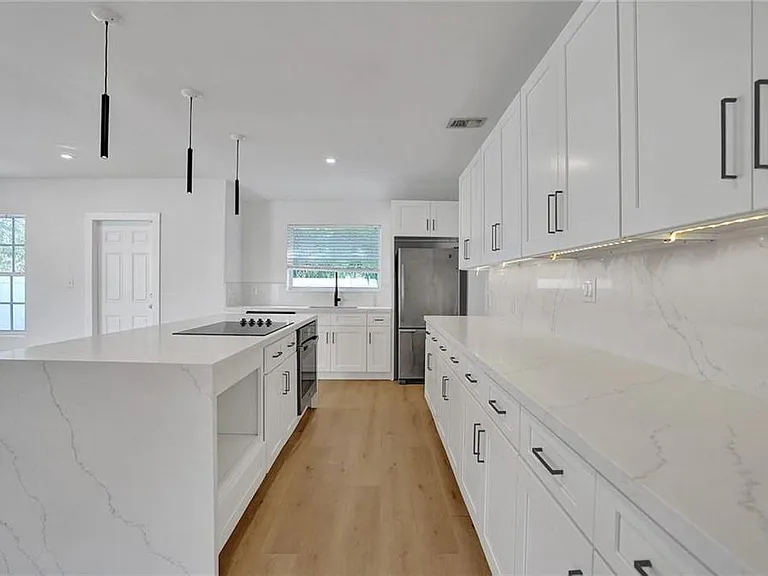 2206 SE 14th St — Photo 12