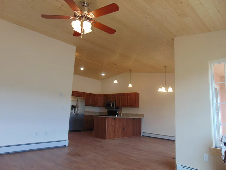 623 Zuni St — Photo 7