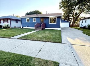 3144 Debra Ln, Racine, WI 53403