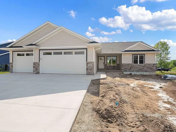3126 Sandy Ridge DRIVE, Two Rivers, WI 54241