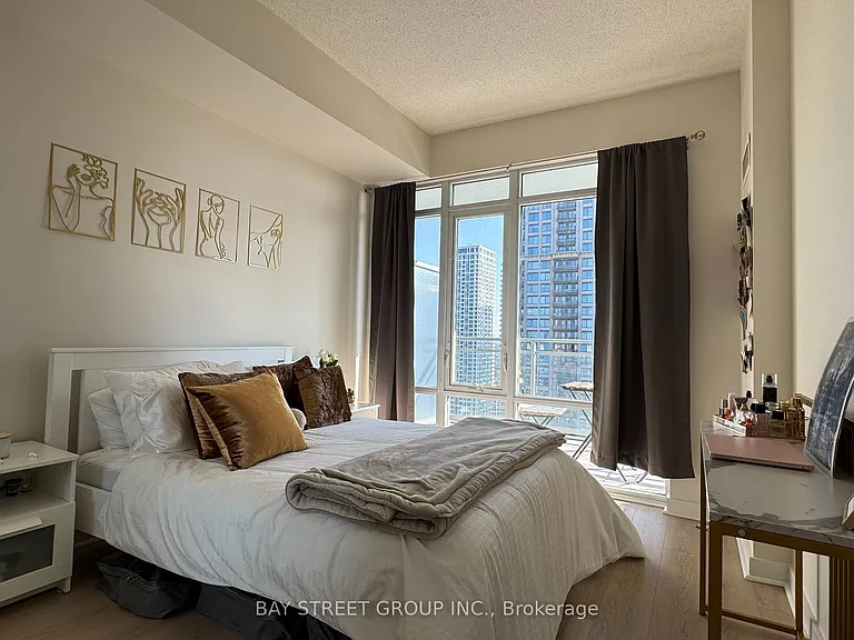 360 Square One Dr #2506 — Photo 8