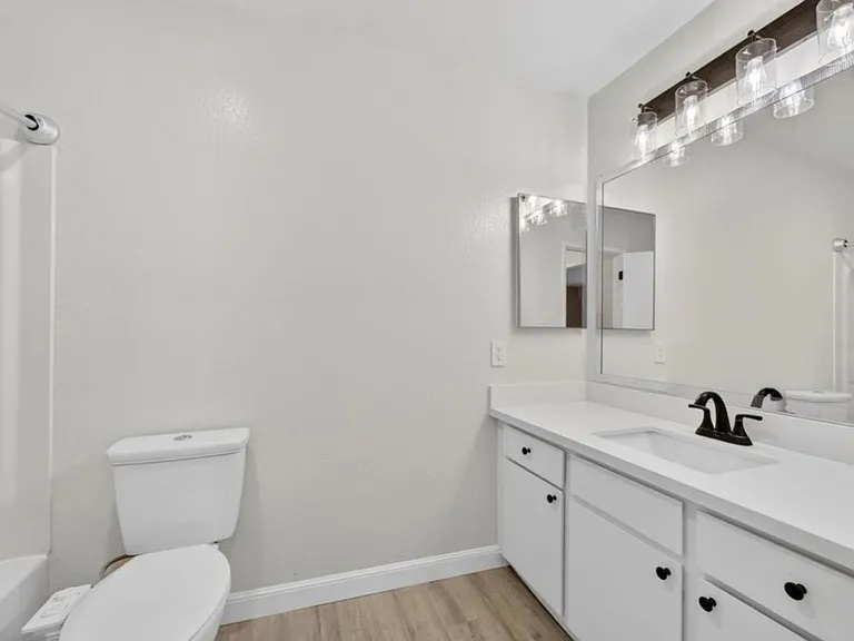 4549 Melody Dr — Photo 20
