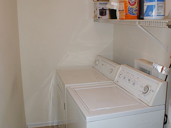 Laundry Room appliances included