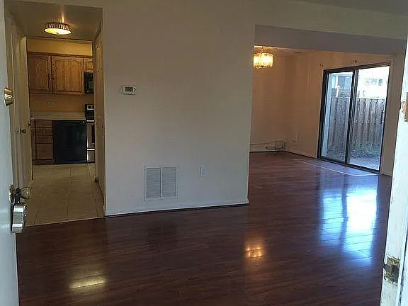 18522 Bay Leaf Way — Photo 4