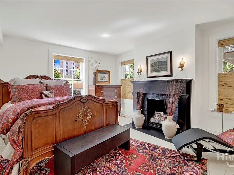 224 E Jones Ln #GARDEN — Photo 21