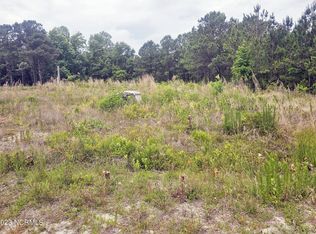 131 Merry Ln, Holly Ridge, NC 28445